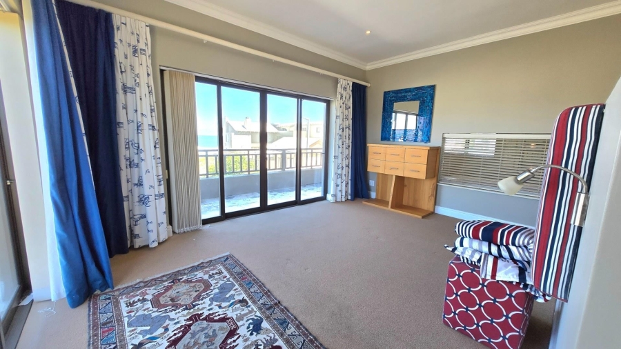4 Bedroom Property for Sale in Kleinbaai Western Cape